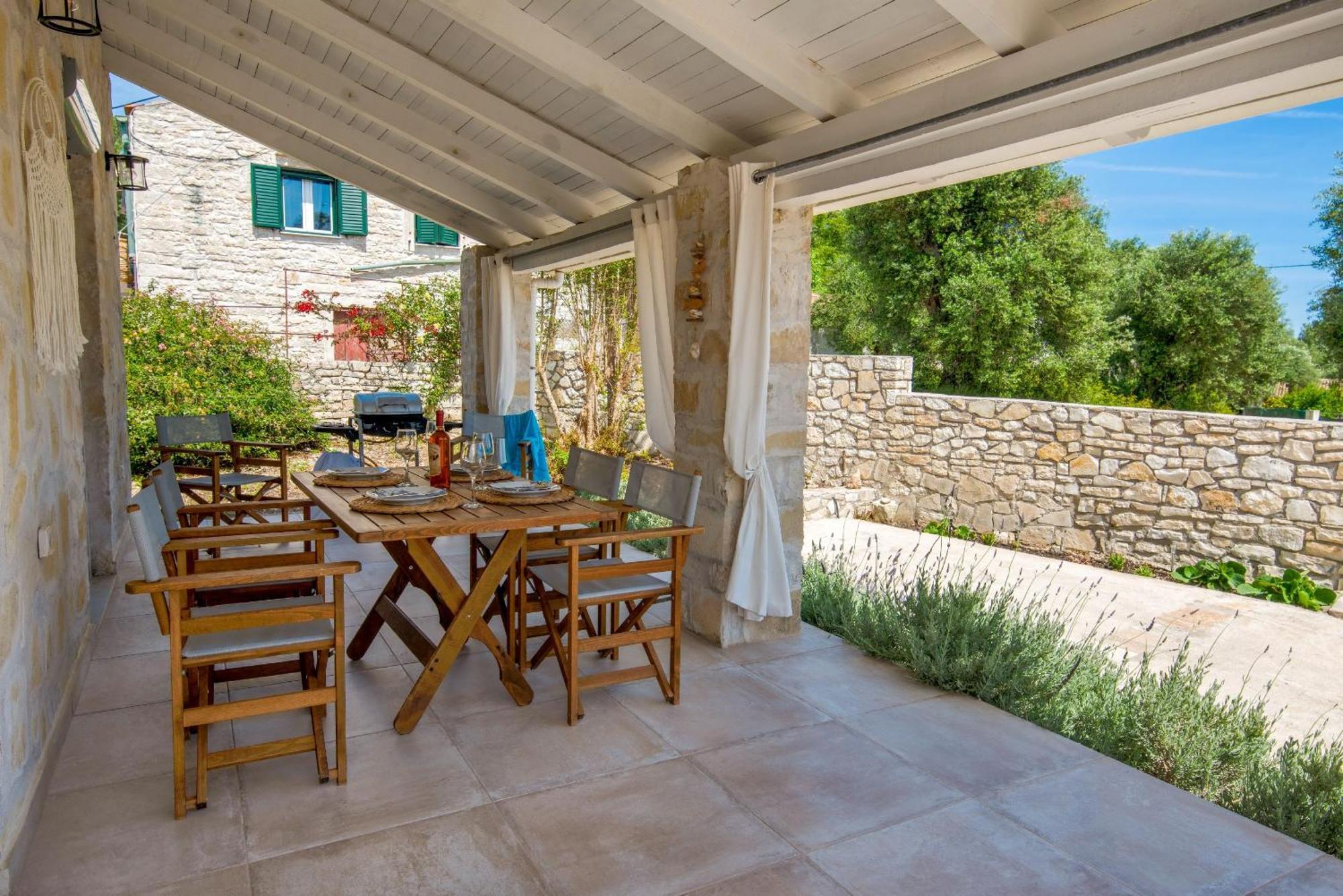 Villa Labovitsa Vlachopoulátika Esterno foto